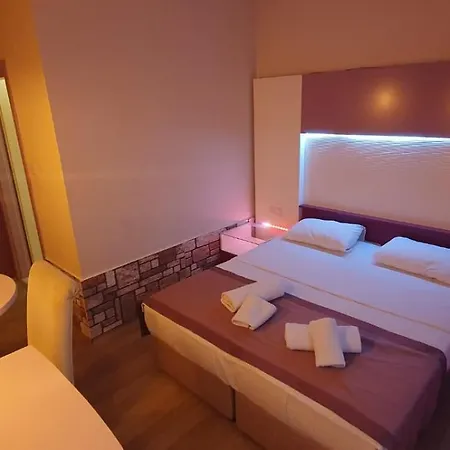 Akcay Yavuz Hotell *