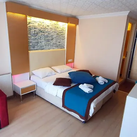 Akcay Yavuz Hotell *