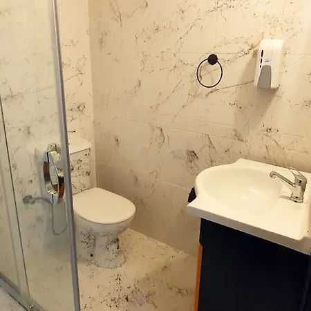 Akcay Yavuz Hotell *