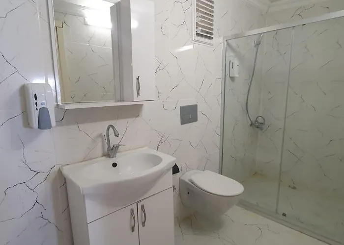 Akcay Yavuz מלון