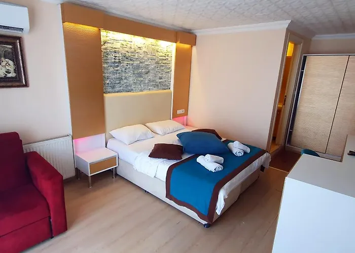 Akcay Yavuz מלון *