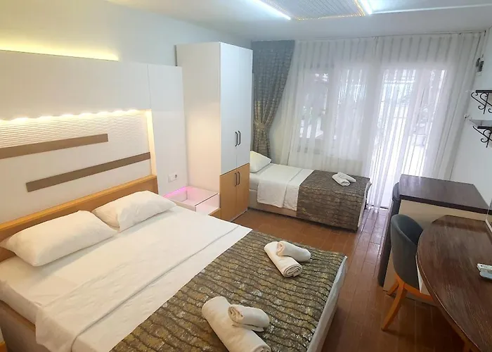 Akcay Yavuz אדרמיט